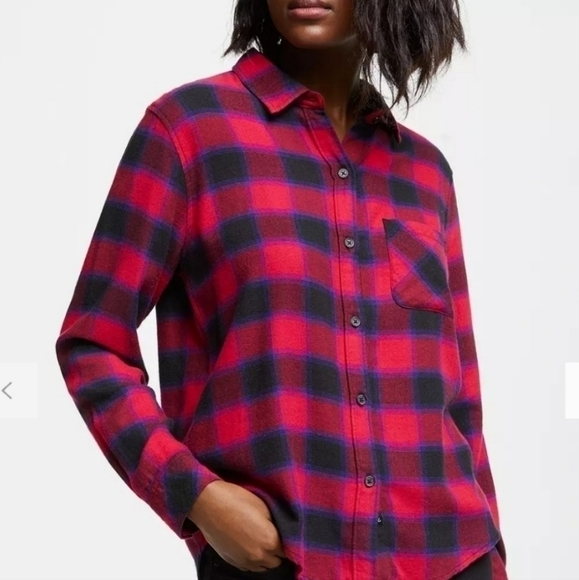 BeachLunchLounge Cherry Red Black Purple Plaid Flannel Button Down Shirt Small - Picture 2 of 9